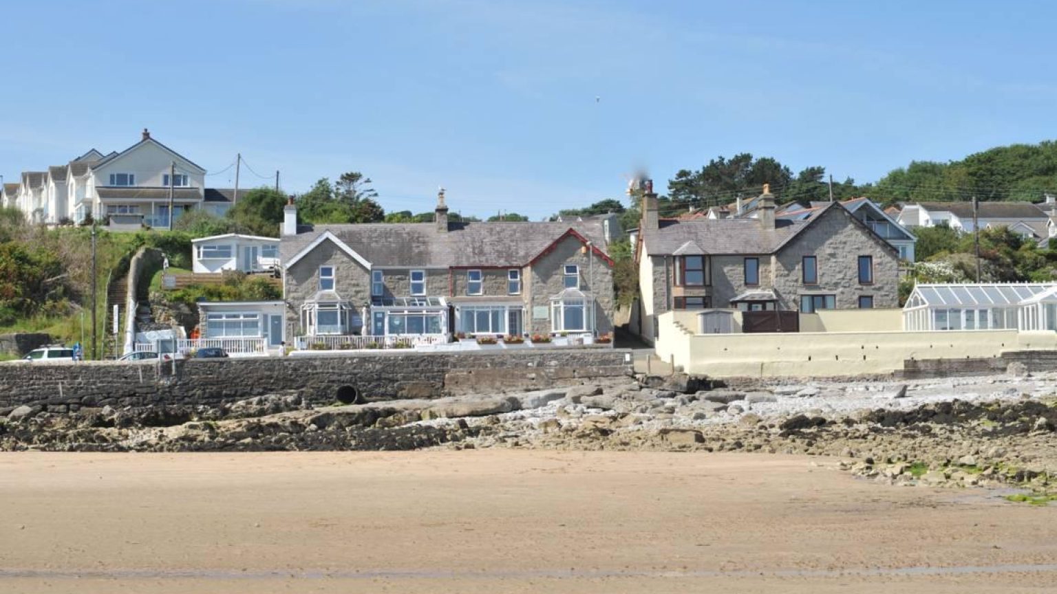 Waters Edge Holiday Apartments