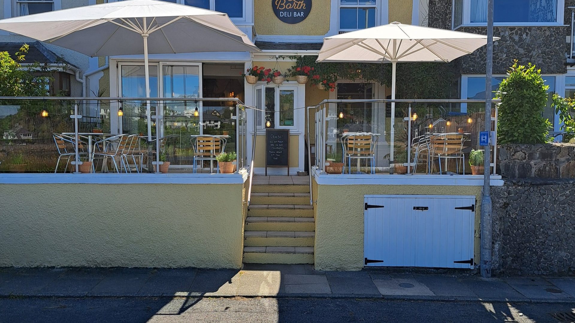 Bae Borth Deli Bar Top 100