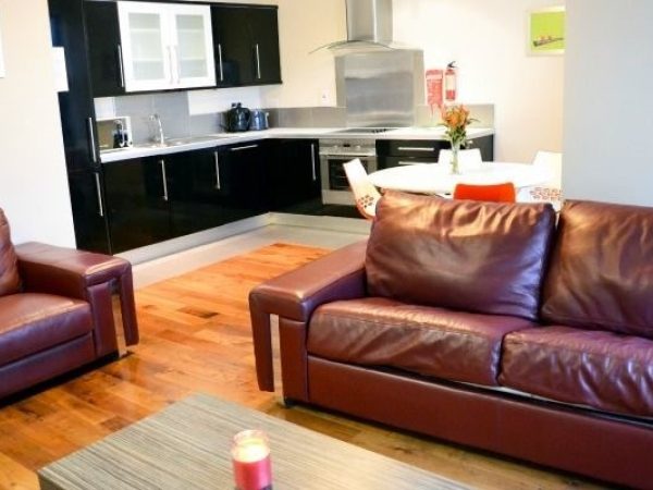 Carrick Plaza Suites 2