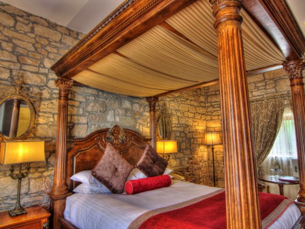 Courtyard Bedroom 60