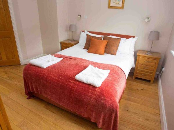 Decoy Country Cottages 1