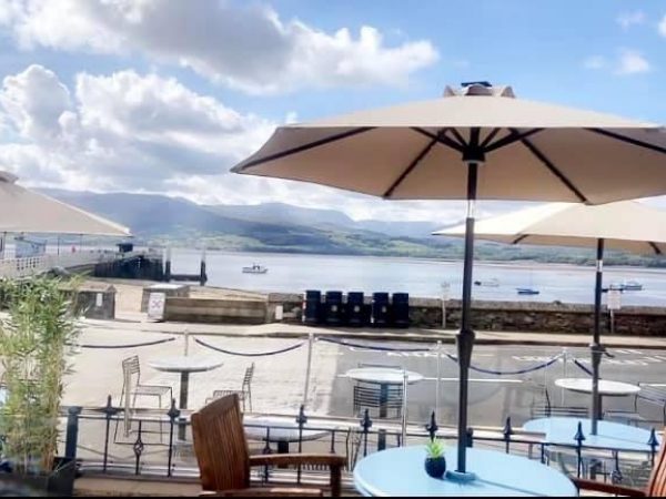 The Pier House Cafe Bistro 7