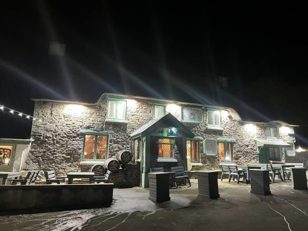 The White Hart Inn 12