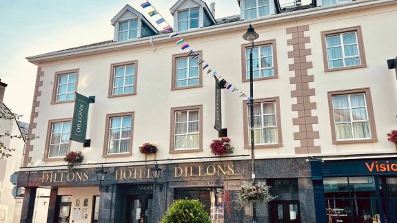 Dillons Hotel 10