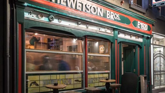 Hewetson Bros Bar 9