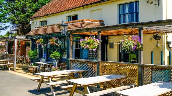 The Fox Hounds Donnington 12